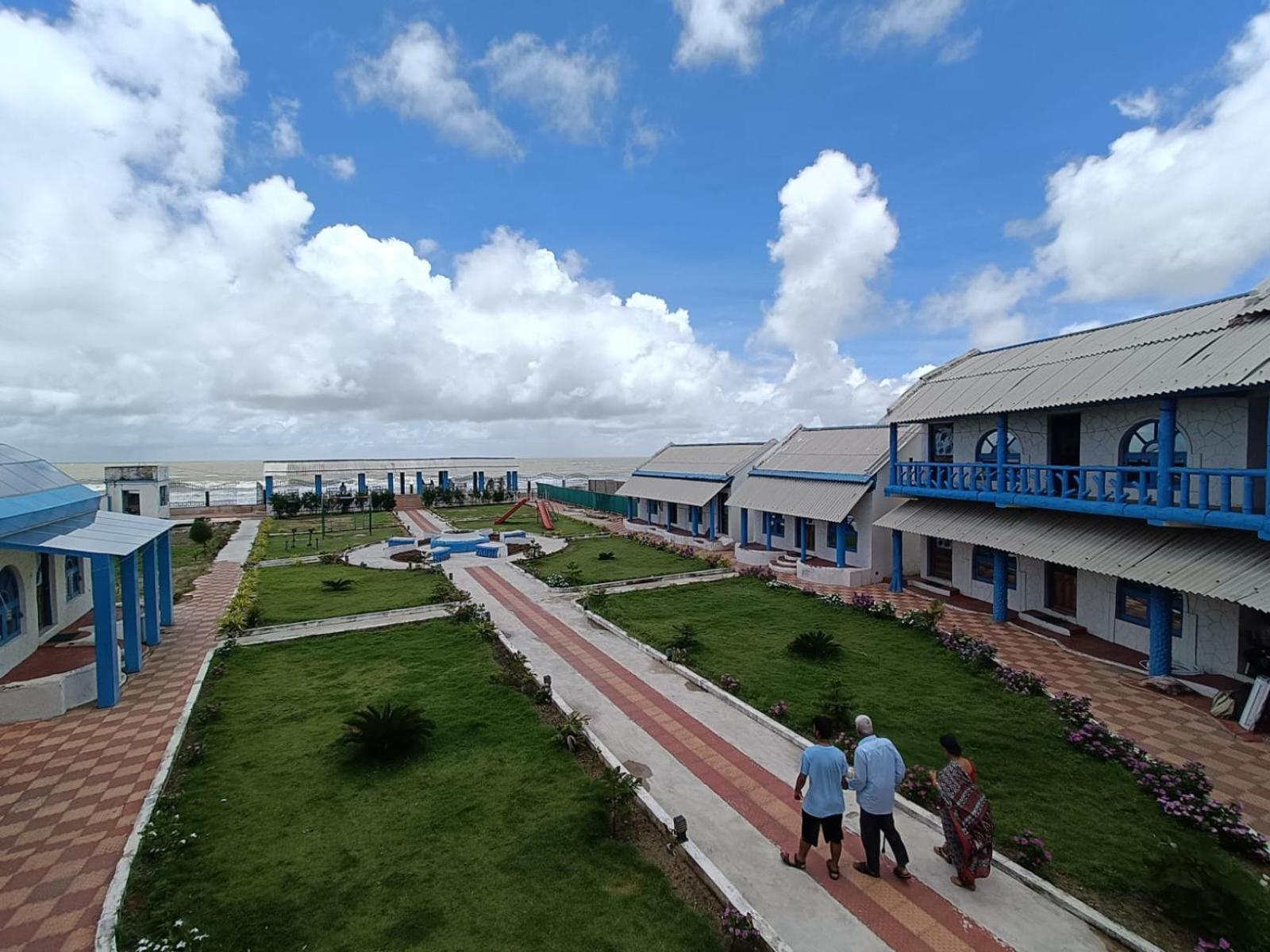 Megha Beach Resort - Sea View Mandarmani Exterior photo